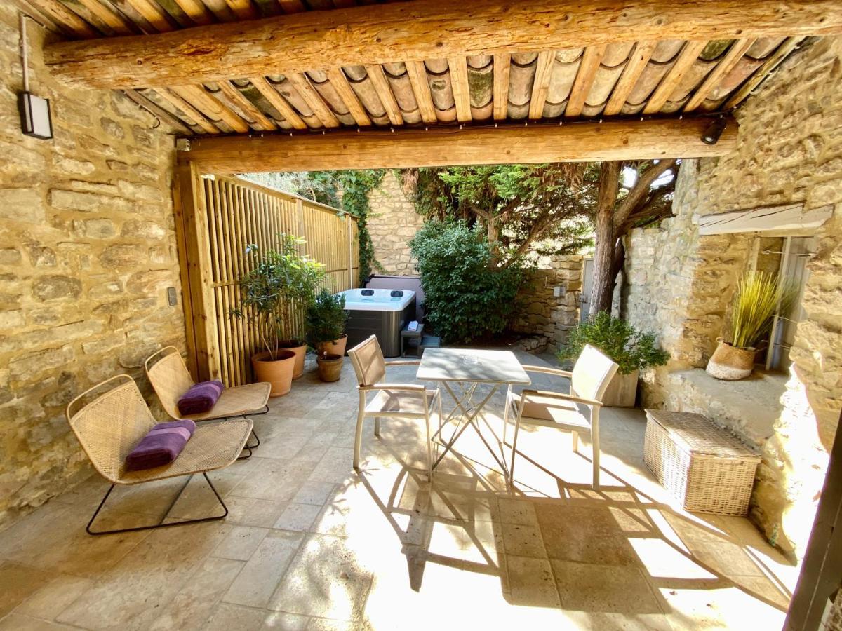 La Maison Des Vendangeurs - Table D'Hotes Le Soir Du Jeudi Au Dimanche- Jacuzzi - Balneo Spa - Acces Piscine Pour Toutes Les Chambres Sauf Studio Coquet- Piscine De Mai A Mi-Octobre Martignargues ภายนอก รูปภาพ