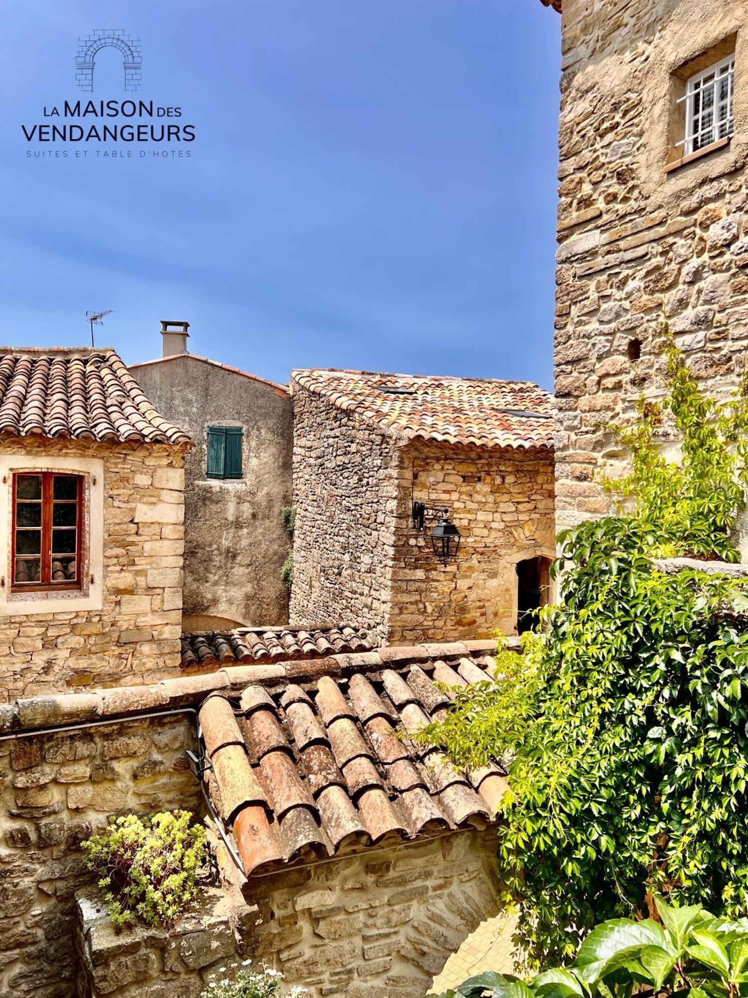 La Maison Des Vendangeurs - Table D'Hotes Le Soir Du Jeudi Au Dimanche- Jacuzzi - Balneo Spa - Acces Piscine Pour Toutes Les Chambres Sauf Studio Coquet- Piscine De Mai A Mi-Octobre Martignargues ภายนอก รูปภาพ