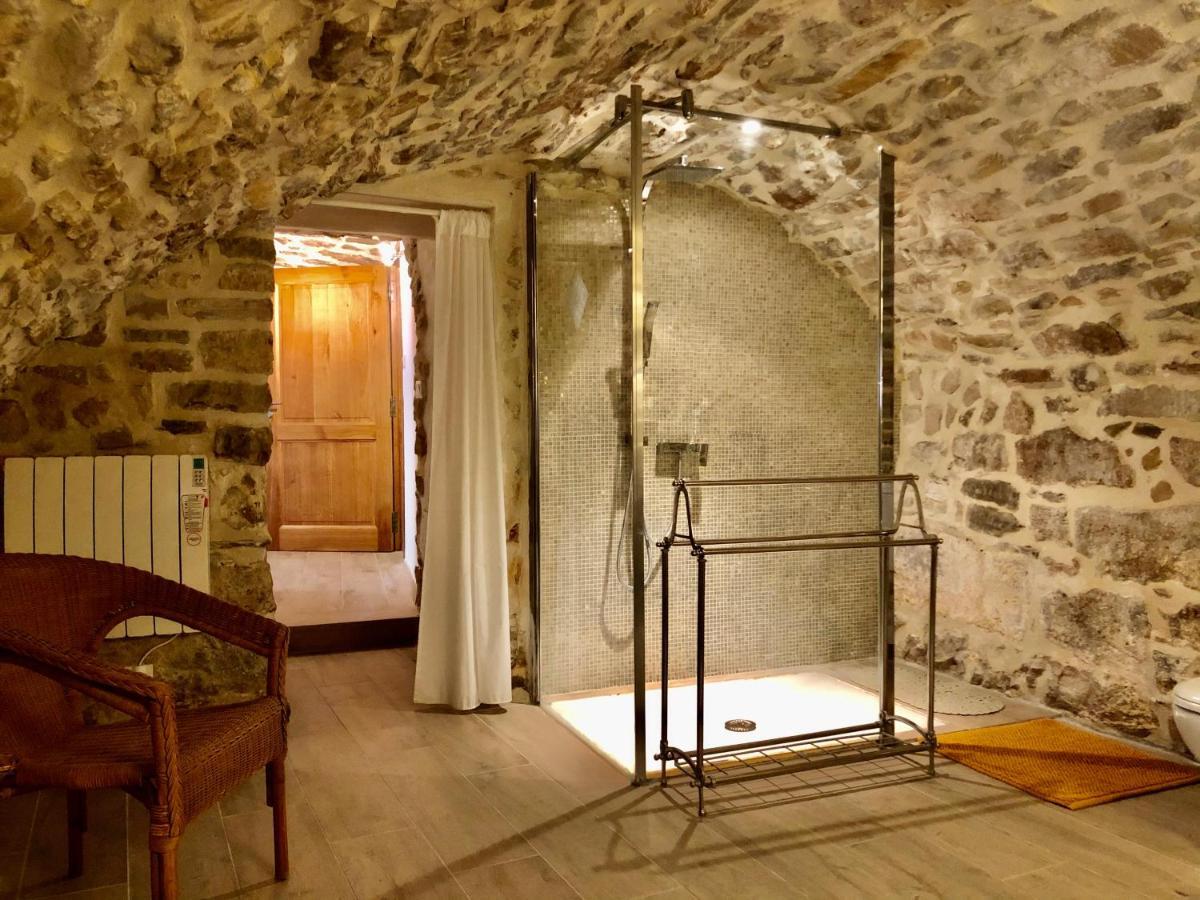 La Maison Des Vendangeurs - Table D'Hotes Le Soir Du Jeudi Au Dimanche- Jacuzzi - Balneo Spa - Acces Piscine Pour Toutes Les Chambres Sauf Studio Coquet- Piscine De Mai A Mi-Octobre Martignargues ภายนอก รูปภาพ